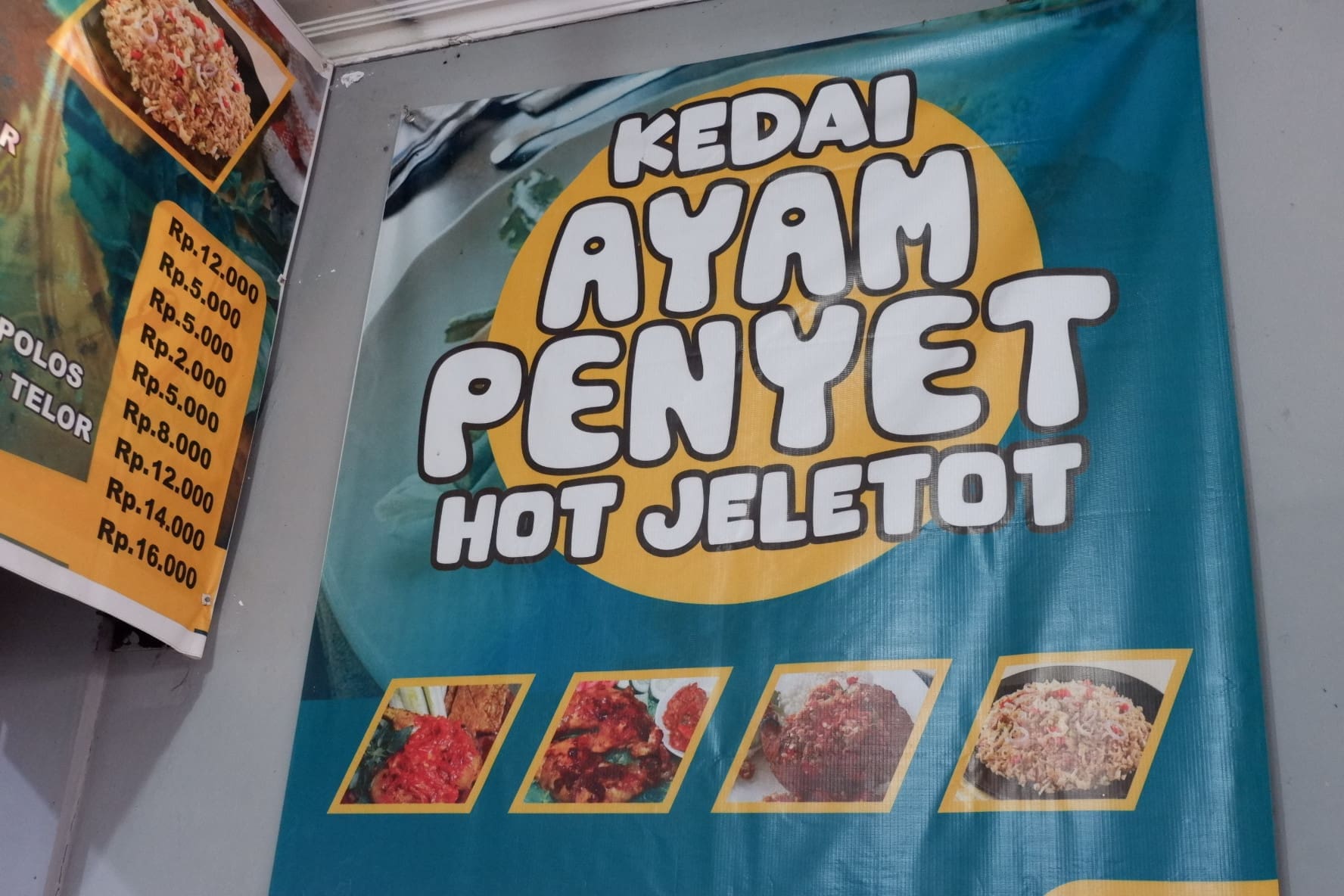 Kedai Ayam Penyet Hot Jeletot